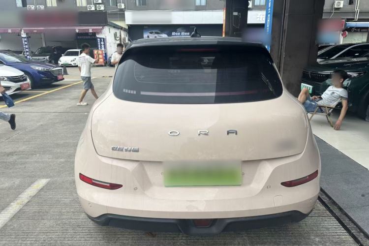Used ORA Good Cat 2023 401 km Standard Range Premium Version Lithium Iron Phosphate Exterior 4