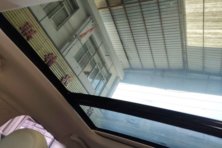 Used ORA Good Cat 2023 401 km Standard Range Premium Version Lithium Iron Phosphate Headliner