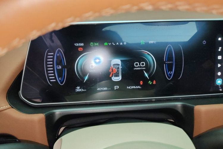 Used ORA Good Cat 2023 401 km Standard Range Premium Version Lithium Iron Phosphate Instrument Cluster