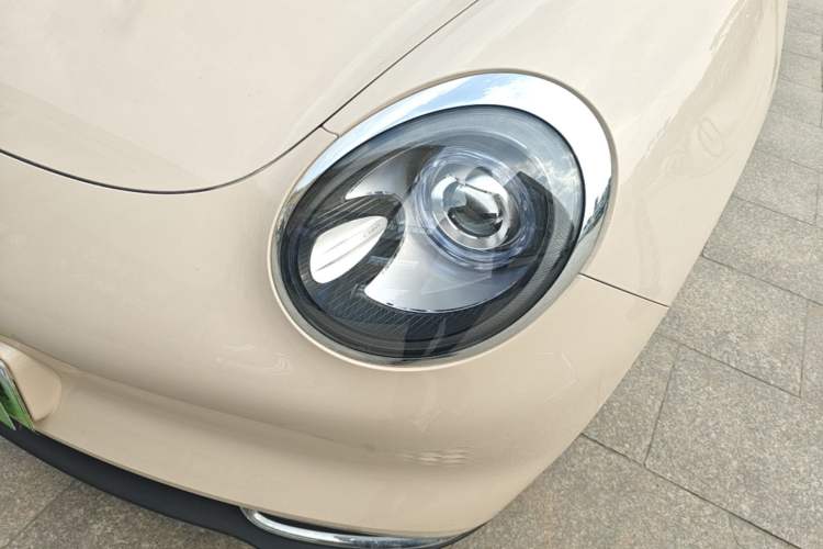 Used ORA Good Cat 2023 401 km Standard Range Luxury Version Lithium Iron Phosphate Left Front Headlight