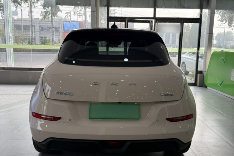 Used ORA Good Cat 2023 401 km Standard Range Premium Version Lithium Iron Phosphate Exterior 3