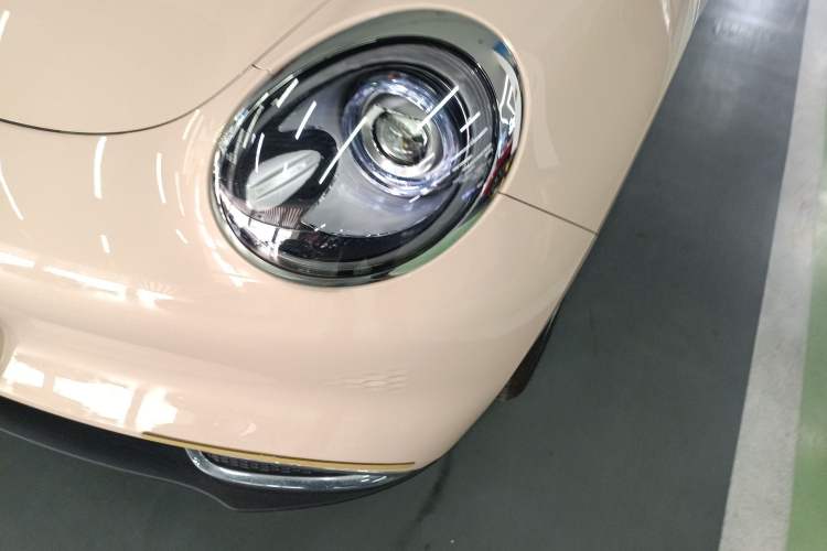 Used ORA Good Cat 2023 401 km Standard Range Premium Version Lithium Iron Phosphate Left Front Headlight