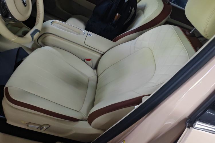 Used ORA Good Cat 2023 401 km Standard Range Luxury Version Ternary Lithium Left Front Seat