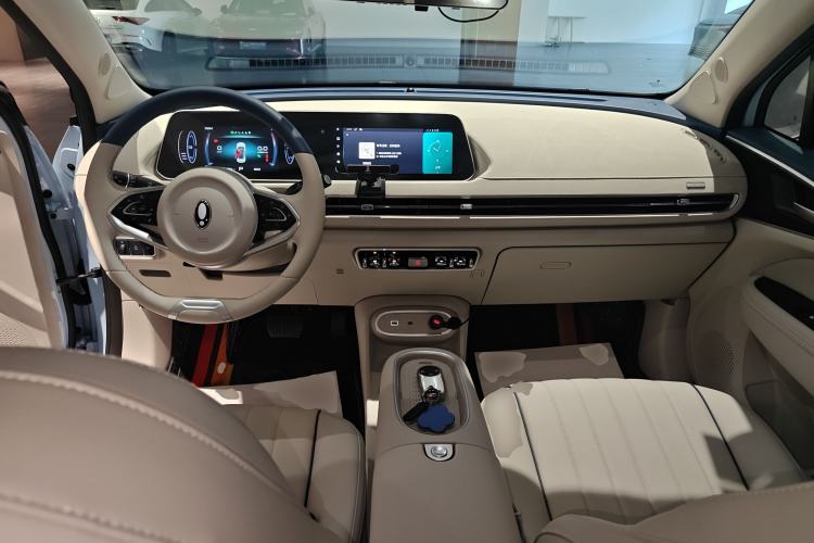 Used ORA Good Cat 2024 501 km Luxury Version Center Console