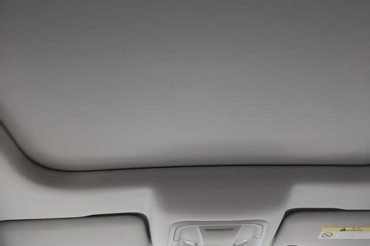 Used ORA Good Cat 2024 401 km Luxury Version Headliner