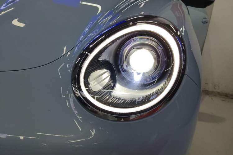 Used ORA Good Cat 2024 401 km Luxury Version Left Front Headlight