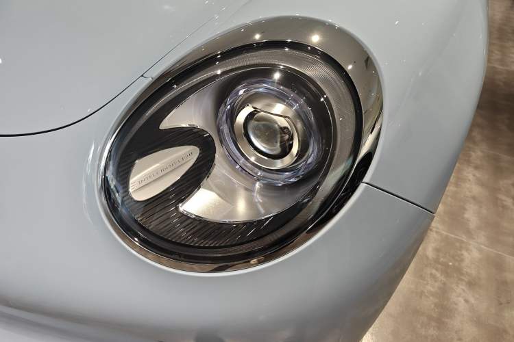 Used ORA Good Cat 2024 501 km Luxury Version Left Front Headlight