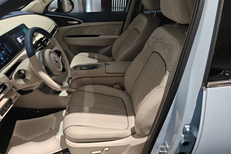 Used ORA Good Cat 2024 501 km Luxury Version Left Front Seat