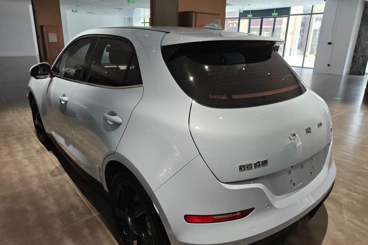 Used ORA Good Cat 2024 501 km Luxury Version Rear Left 45 Deg