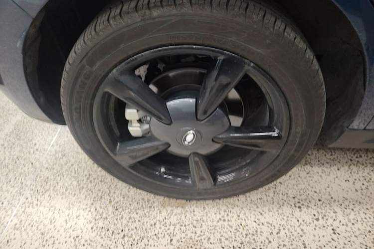 Used ORA Good Cat 2024 401 km Luxury Version Right Rear Wheel Hub