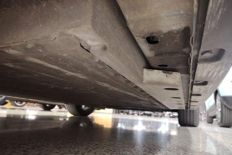 Used ORA Good Cat 2024 401 km Luxury Version Right Side Sill