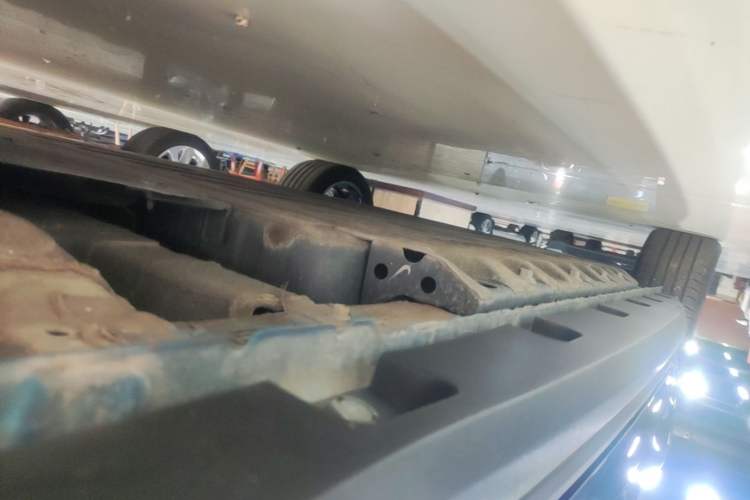 Used ORA Good Cat 2024 401 km Luxury Version Right Side Sill