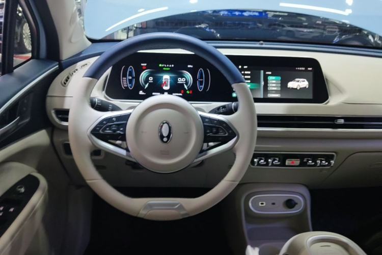 Used ORA Good Cat 2024 401 km Luxury Version Steering Wheel