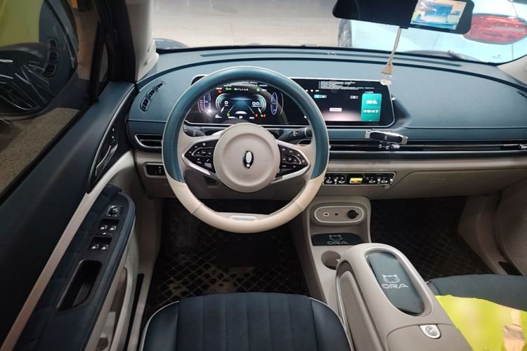 Used ORA Good Cat 2024 401 km Luxury Version Steering Wheel