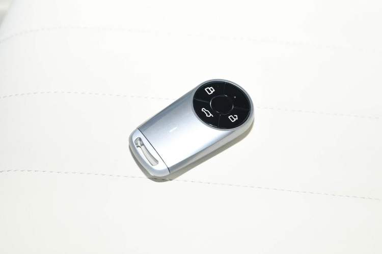 Used ORA Good Cat 2024 401 km Luxury Version Vehicle Key