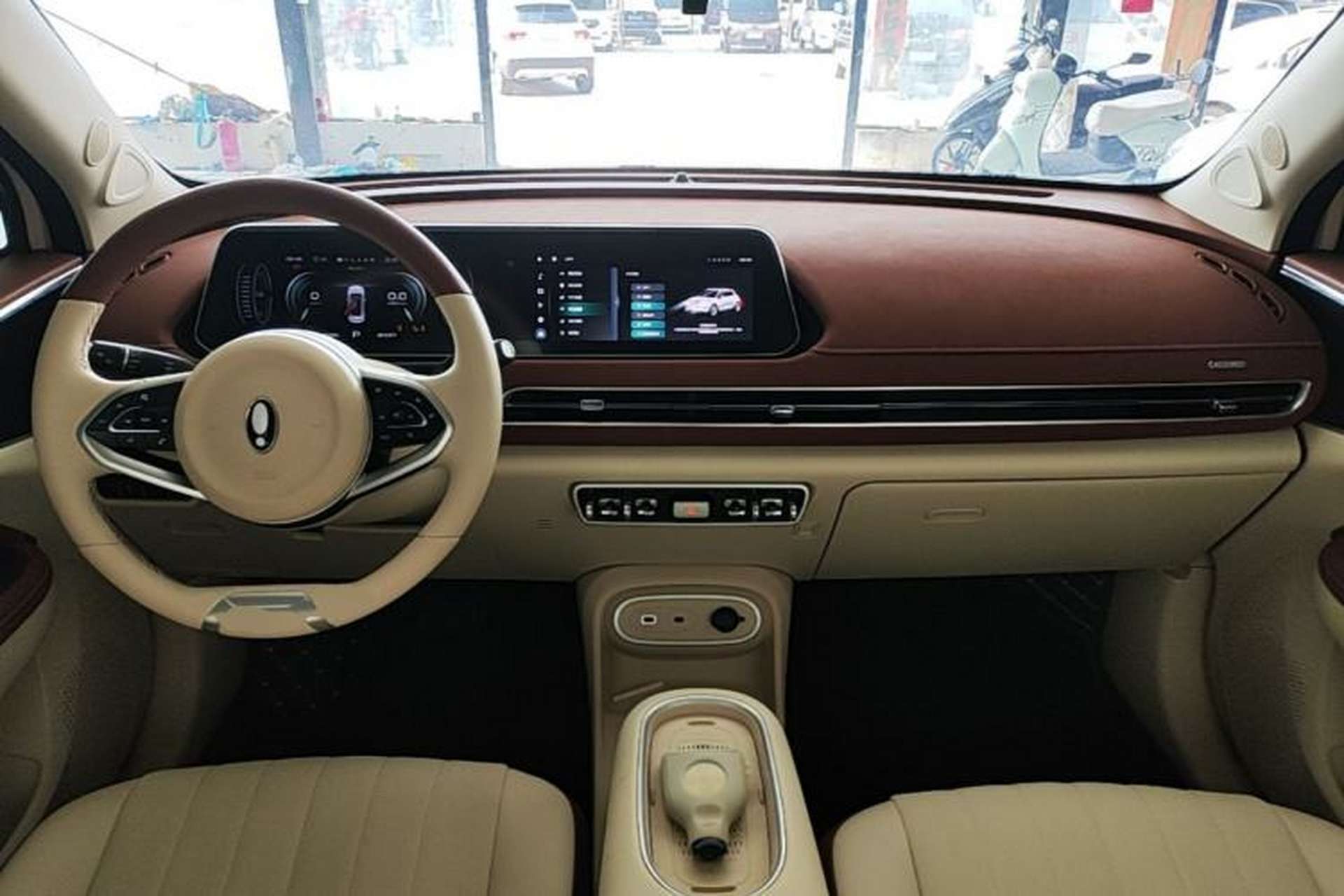Used ORA Good Cat 2024 401 km Luxury Version Center Console