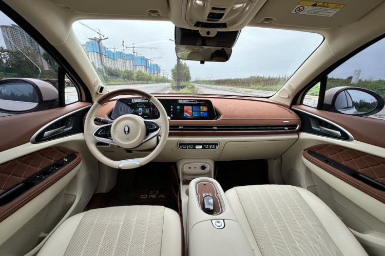 Used ORA Good Cat 2024 401 km Luxury Version 126 kW Audio And AC Panel