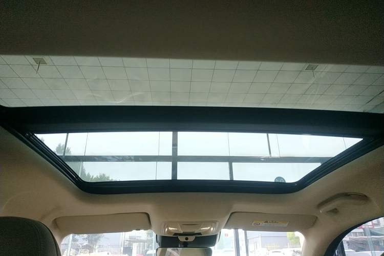Used ORA Good Cat 2024 401 km Luxury Version 126 kW Headliner