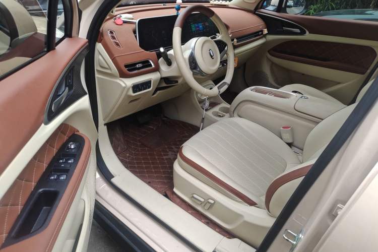 Used ORA Good Cat 2024 401 km Range Luxury Version 135 kW Driver Seat