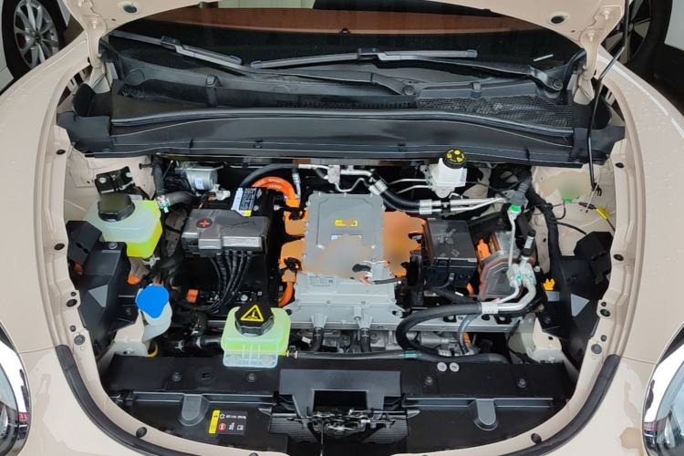 Used ORA Good Cat 2024 401 km Range Luxury Version 135 kW Engine Bay