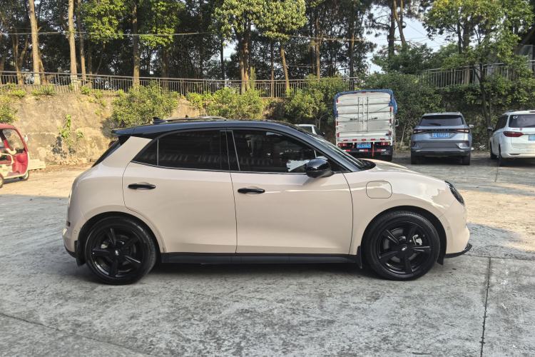 Used ORA Good Cat 2024 401 km Range Luxury Version 135 kW Exterior 2
