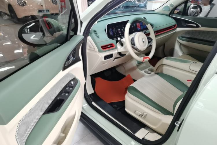 Used ORA Good Cat 2024 401 km Luxury Version 126 kW Driver Seat