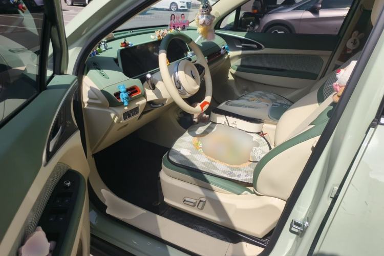 Used ORA Good Cat 2024 401 km Range Luxury Version 135 kW Driver Seat