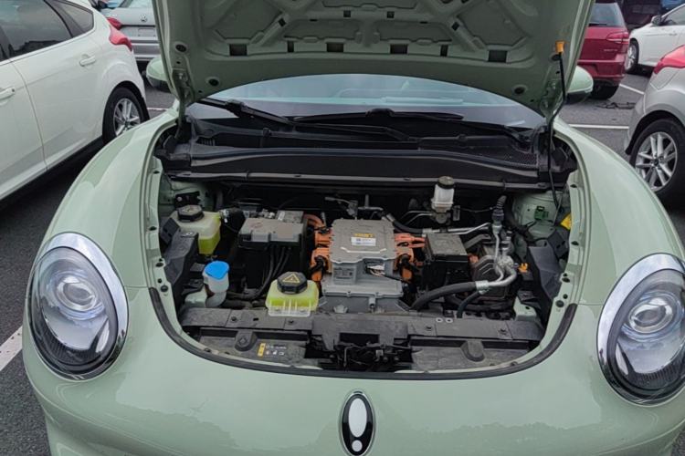 Used ORA Good Cat 2024 401 km Range Luxury Version 135 kW Engine Bay