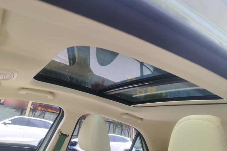 Used ORA Good Cat 2024 401 km Luxury Version 126 kW Headliner