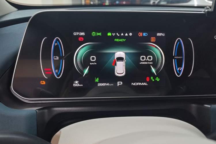 Used ORA Good Cat 2024 401 km Range Luxury Version 135 kW Instrument Cluster