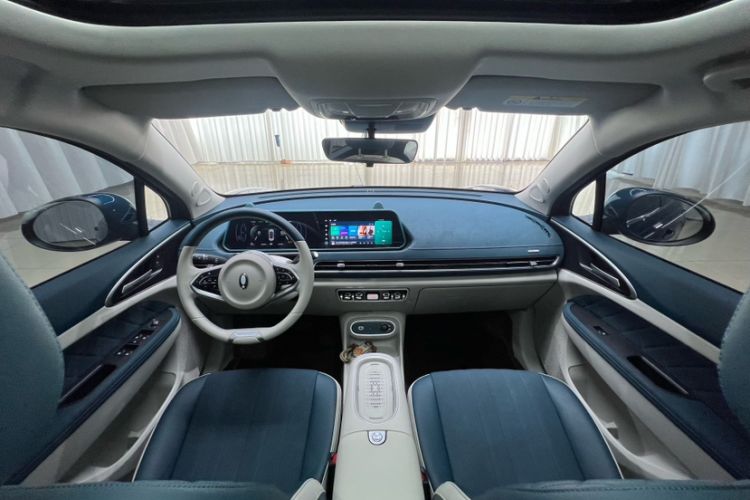 Used ORA Good Cat 2024 501 km Luxury Version Interior 1