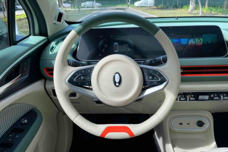 Used ORA Good Cat 2024 401 km Range Luxury Version 135 kW Interior 2