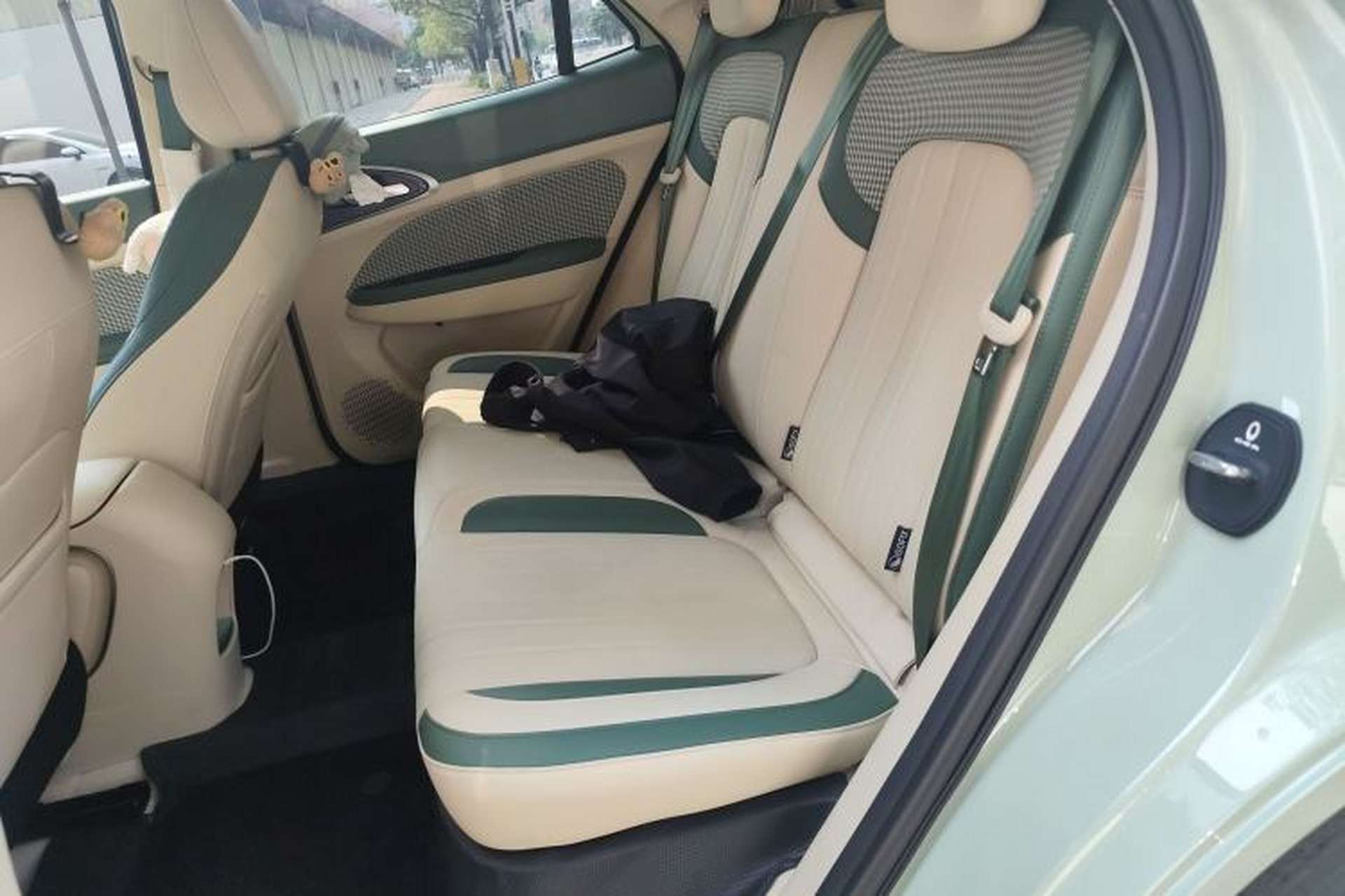 Used ORA Good Cat 2024 401 km Luxury Version 126 kW Interior 4