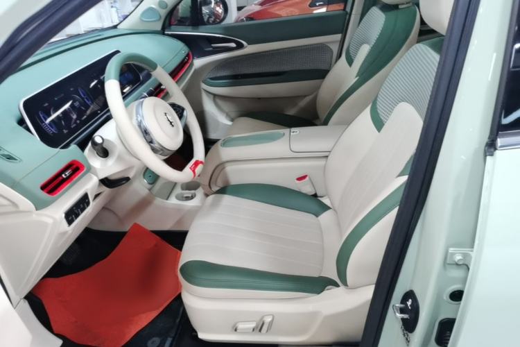 Used ORA Good Cat 2024 401 km Luxury Version 126 kW Left Front Seat
