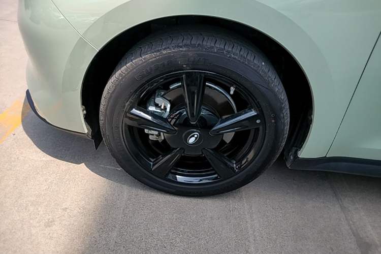 Used ORA Good Cat 2024 401 km Luxury Version Left Front Wheel Hub