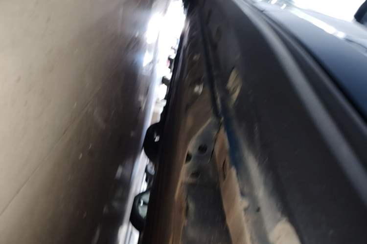 Used ORA Good Cat 2024 401 km Luxury Version Left Side Sill