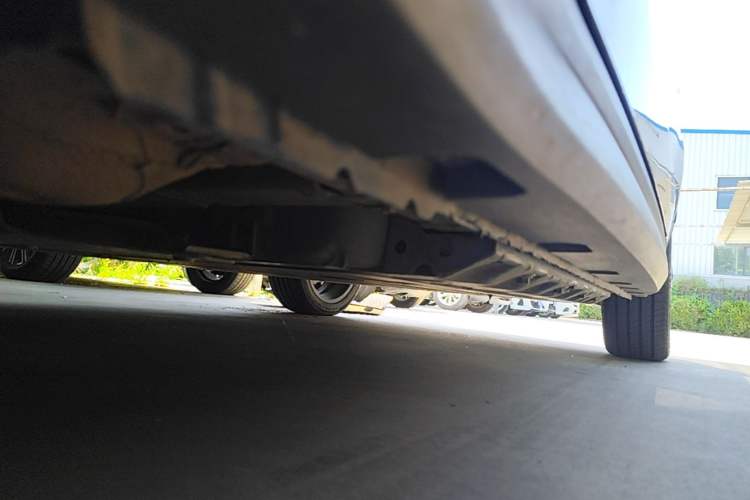 Used ORA Good Cat 2024 401 km Luxury Version 126 kW Left Side Sill