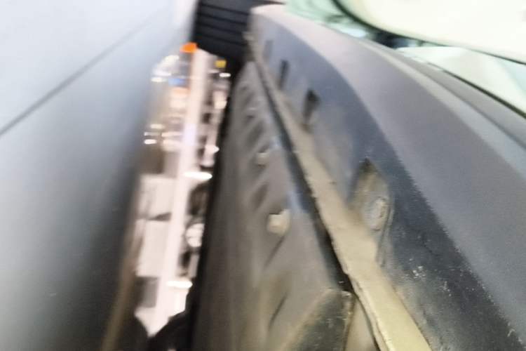 Used ORA Good Cat 2024 401 km Luxury Version Left Side Sill