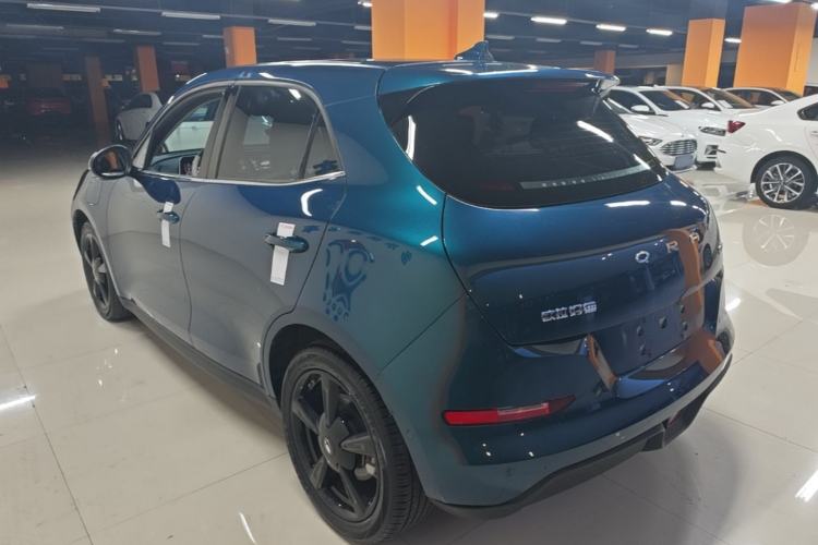 Used ORA Good Cat 2024 401 km Range Luxury Version 135 kW Rear Left 45 Deg