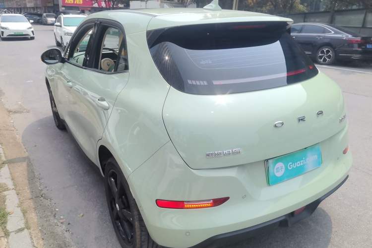 Used ORA Good Cat 2024 401 km Luxury Version 126 kW Rear Left 45 Deg