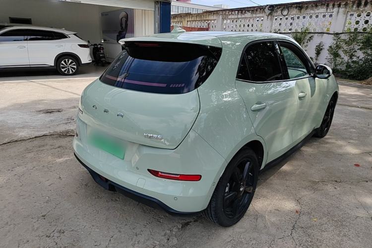 Used ORA Good Cat 2024 401 km Range Luxury Version 135 kW Rear Right 45 Deg