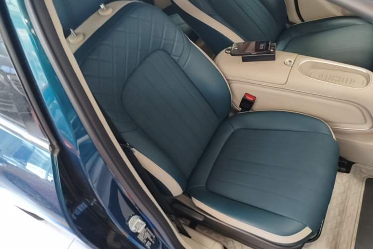 Used ORA Good Cat 2024 401 km Luxury Version Right Front Seat