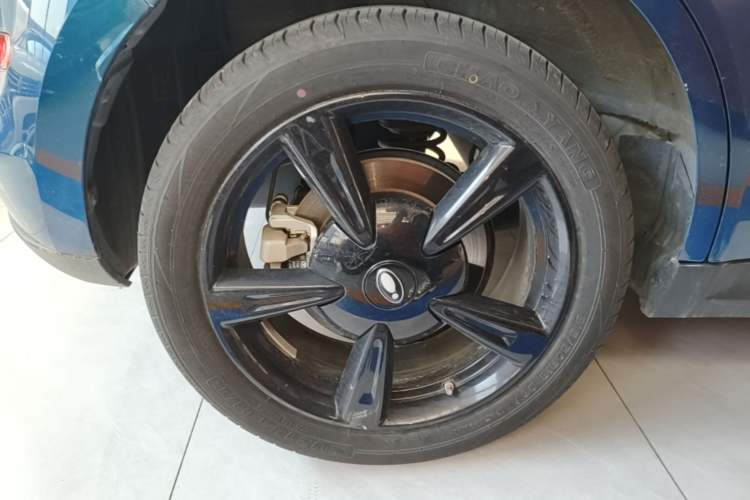 Used ORA Good Cat 2024 401 km Luxury Version Right Rear Wheel Hub