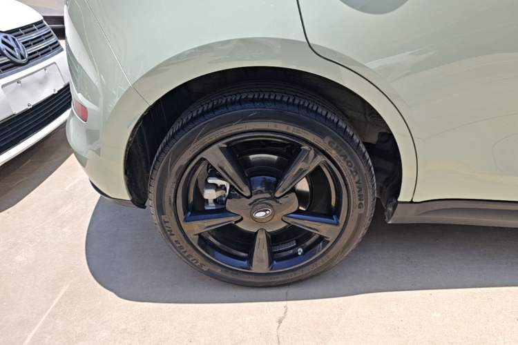 Used ORA Good Cat 2024 401 km Luxury Version Right Rear Wheel Hub