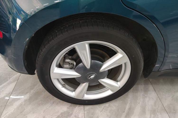 Used ORA Good Cat 2024 401 km Range Luxury Version 135 kW Right Rear Wheel Hub