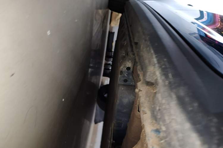 Used ORA Good Cat 2024 401 km Luxury Version Right Side Sill