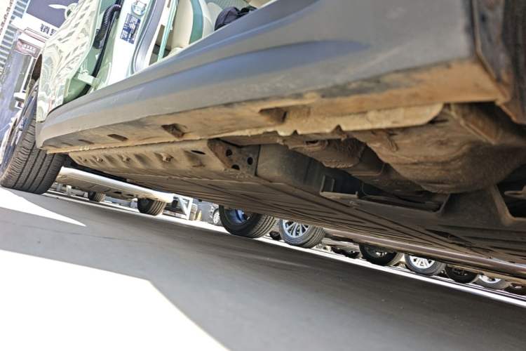 Used ORA Good Cat 2024 401 km Luxury Version Right Side Sill
