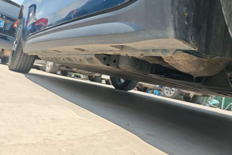 Used ORA Good Cat 2024 401 km Luxury Version 126 kW Right Side Sill