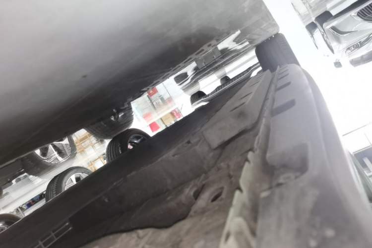 Used ORA Good Cat 2024 401 km Luxury Version 126 kW Right Side Sill