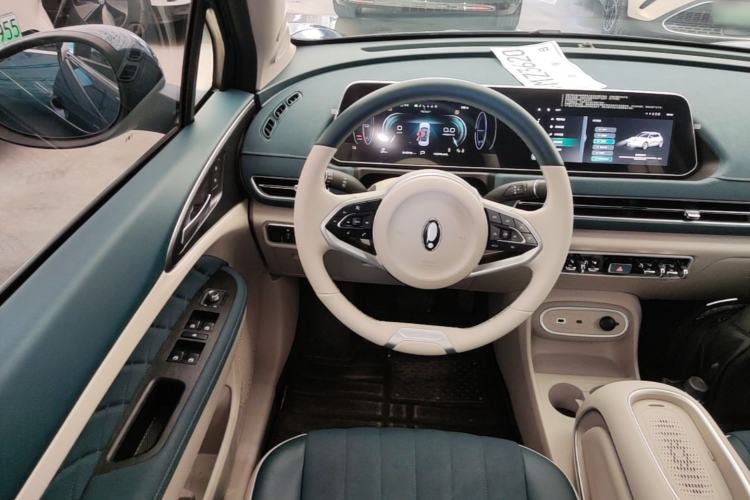 Used ORA Good Cat 2024 401 km Luxury Version Steering Wheel